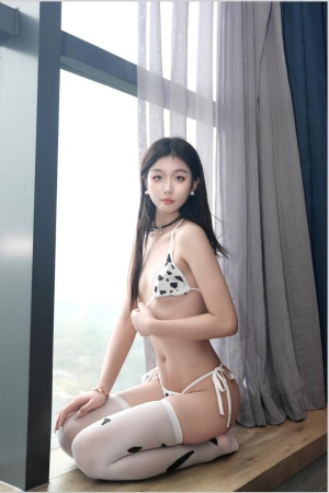 江念鱼 – 奶牛情趣内衣 [72P-537MB]