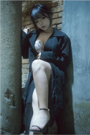 yuuhui玉汇 – NO.92 暗巷 129P