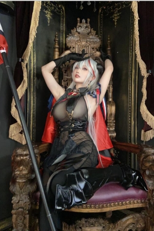 切切celia – NO.31 埃吉尔 [32P2V