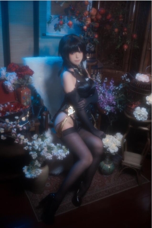 Quan冉有点饿 -No.027 镇海旗袍 [44P