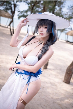 菌烨tako – NO.45 Nikke胜利女神 梅里泳装 9P