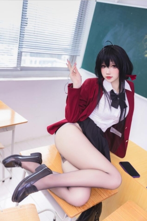 雪晴Astra – NO.68 碧蓝航线 大凤 风纪委员 80P