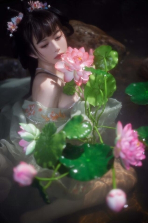 Shika小鹿鹿 – NO.117 不早朝 28P1V