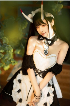 Shika小鹿鹿 – NO.118 能代女仆 44P