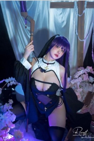 前羽 – NO.27 フェルン Fern 修女ver 37P