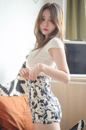 Leesnoww 写真合集[49套][持续更新]