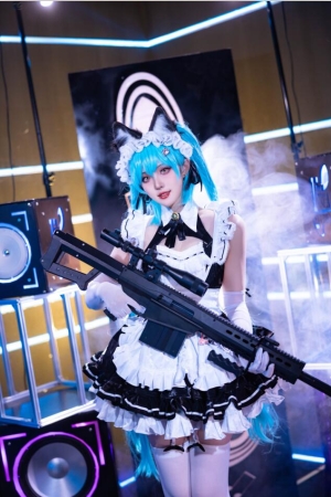 Natsuko夏夏子 – NO.62 Nikke普丽瓦蒂 [64P