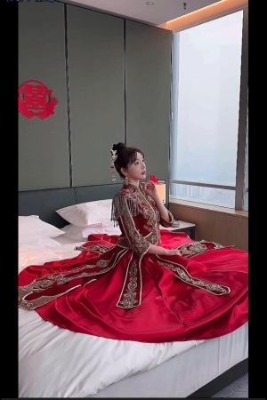 陆萱萱 – 新娘秀禾服 拍摄花絮 [92P2V2.46G]