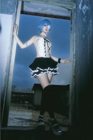 洛桑w伊梓 – NO.14 雨后天台 [35P