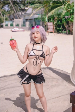 Messie Huang – NO.34 Shirogane NOel Swimsuit [20P