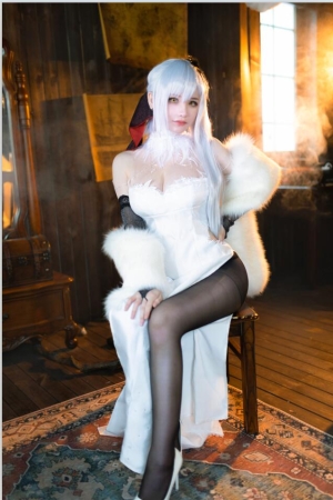 前羽 – NO.36 碧蓝航线 德雷克 41P