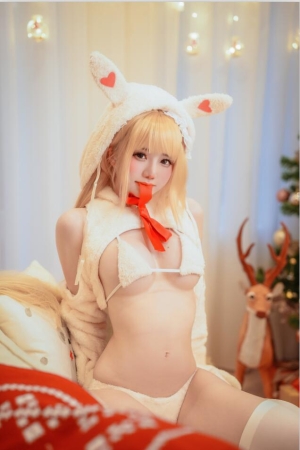 Sally Dorasnow – NO.103 Marin Christmas Bunny [49P