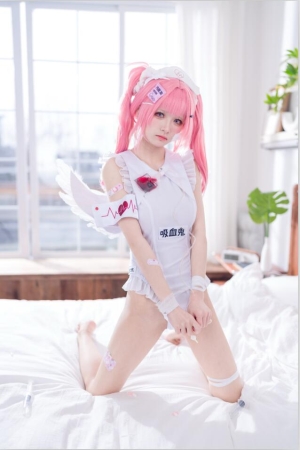 九柒喵 – NO.07 小护士针筒 [48P