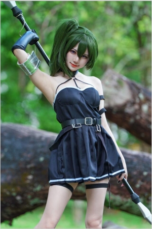 Sally Dorasnow – NO.121 Ubel [32P