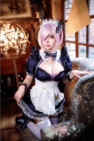 亚马逊鲶鱼 – NO.13 FGO 玛修女仆 [10P