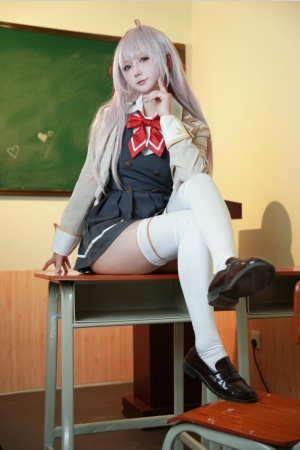 喜欢爱理吗 – NO.09 不时以俄语轻声遮羞的邻座艾莉同学 [30P