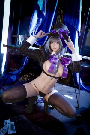 九曲Jean – NO.98 碧蓝航线 柴郡·绚烂夜梦 [40P