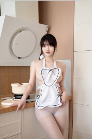 白露lulu – 性感小厨娘 [73P-821MB]