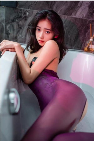 时安安 – 紫色丝袜 [90P-1.74G]