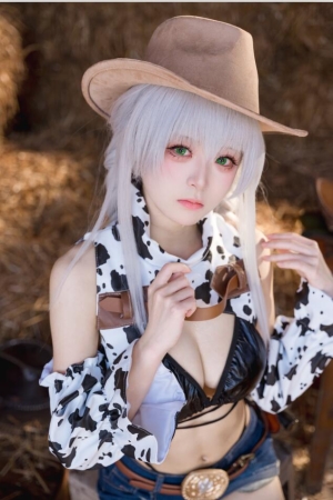 九柒喵 – NO.24 碧蓝航线 法戈 纯白热潮 [53P