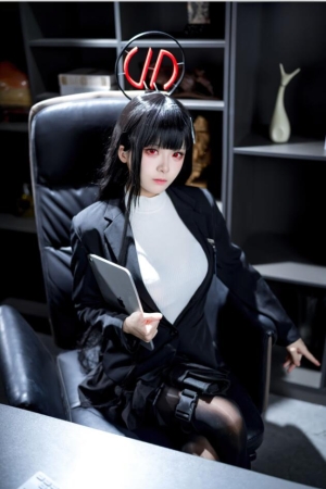 九柒喵 – NO.26 调月莉音 [64P