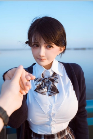 古阿扎 – NO.14 春日短发 [17P