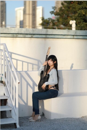 51酱 – NO.14 吉他牛仔裤 [26P