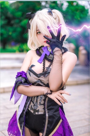 Messie Huang – NO.49 Fischl Genshin Impact [15P