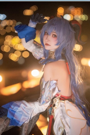 一千只猫薄禾 – NO.18 原神 甘雨 [16P