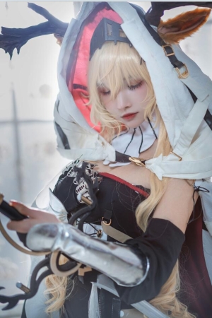 一千只猫薄禾 – NO.21 烛骑士 薇薇安娜 [12P