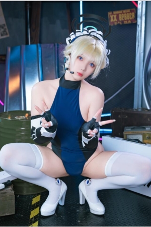 小和甜酒 – NO.24 蔚蓝档案 飞鸟马时女仆 [31P