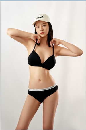 年年 NO.042 杂志2[26P 自购