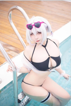 贞子蜜桃 – NO.28 舰长图 天狼星泳装 [30P