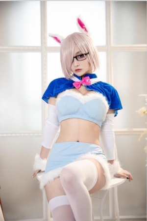 洛璃 LoLiSAMA – NO.95 玛修 芙芙同人ver [65P