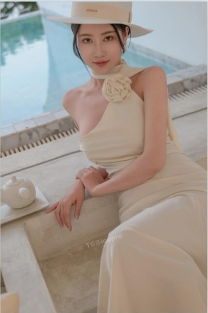 年年 NO.130 情迷法兰西 81P 自购