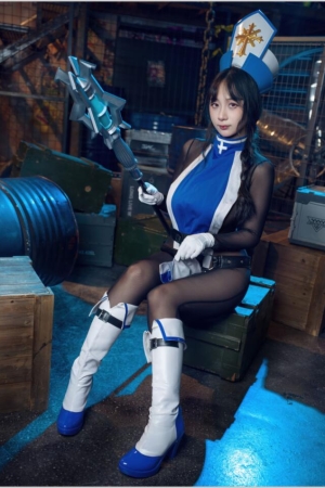 浅安安 – NO.29 Nikke胜利女神 梅登·冰玫瑰 [84P1V