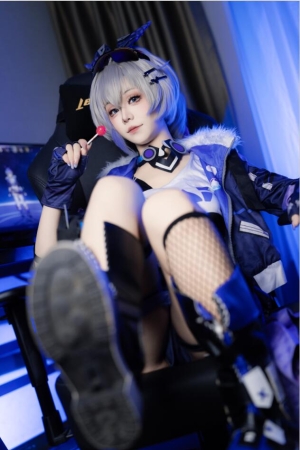 糊糊盟主 NO.018 银狼 [9P