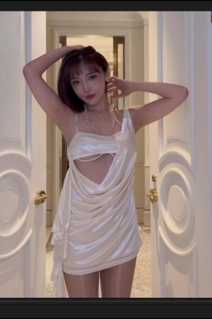 陆萱萱 – 肉色丝袜 拍摄花絮 [2V-1.62G]