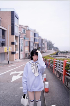 桜桃喵 – NO.221 蓝 [20P