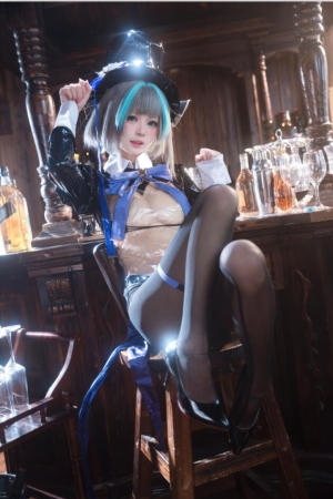 九柒喵 – NO.38 碧蓝航线 柴郡兔女郎 [58P