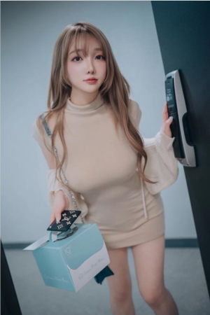 Son Ye Eun (손예은) – DJAWA Photo Happy Solo Birthday [251P 自购